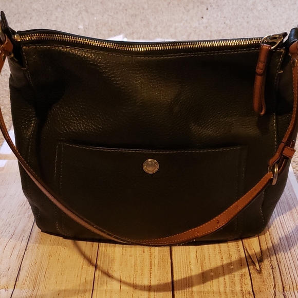 Coach Handbags - Coach Large Black Leather Shoulder Bag